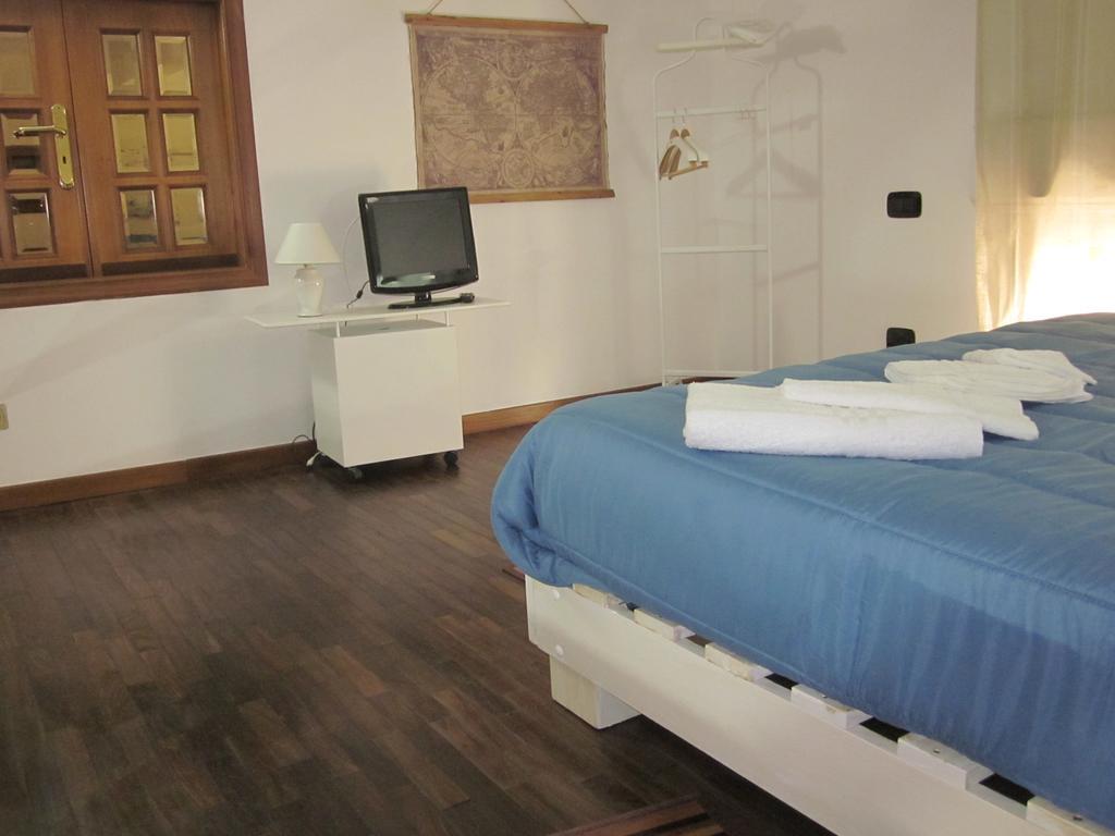 B&B Al Museo Reggio di Calabria Bagian luar foto
