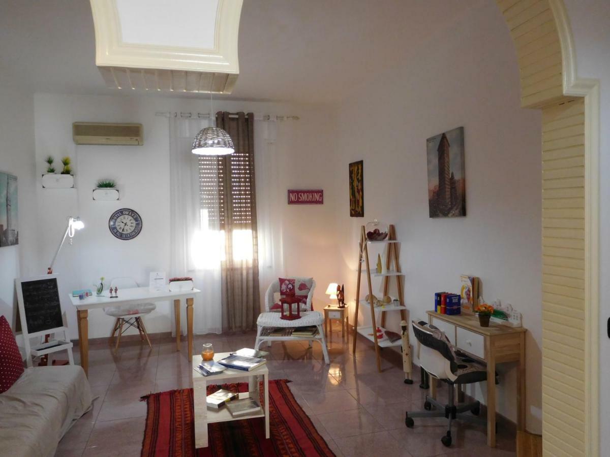 B&B Al Museo Reggio di Calabria Bagian luar foto